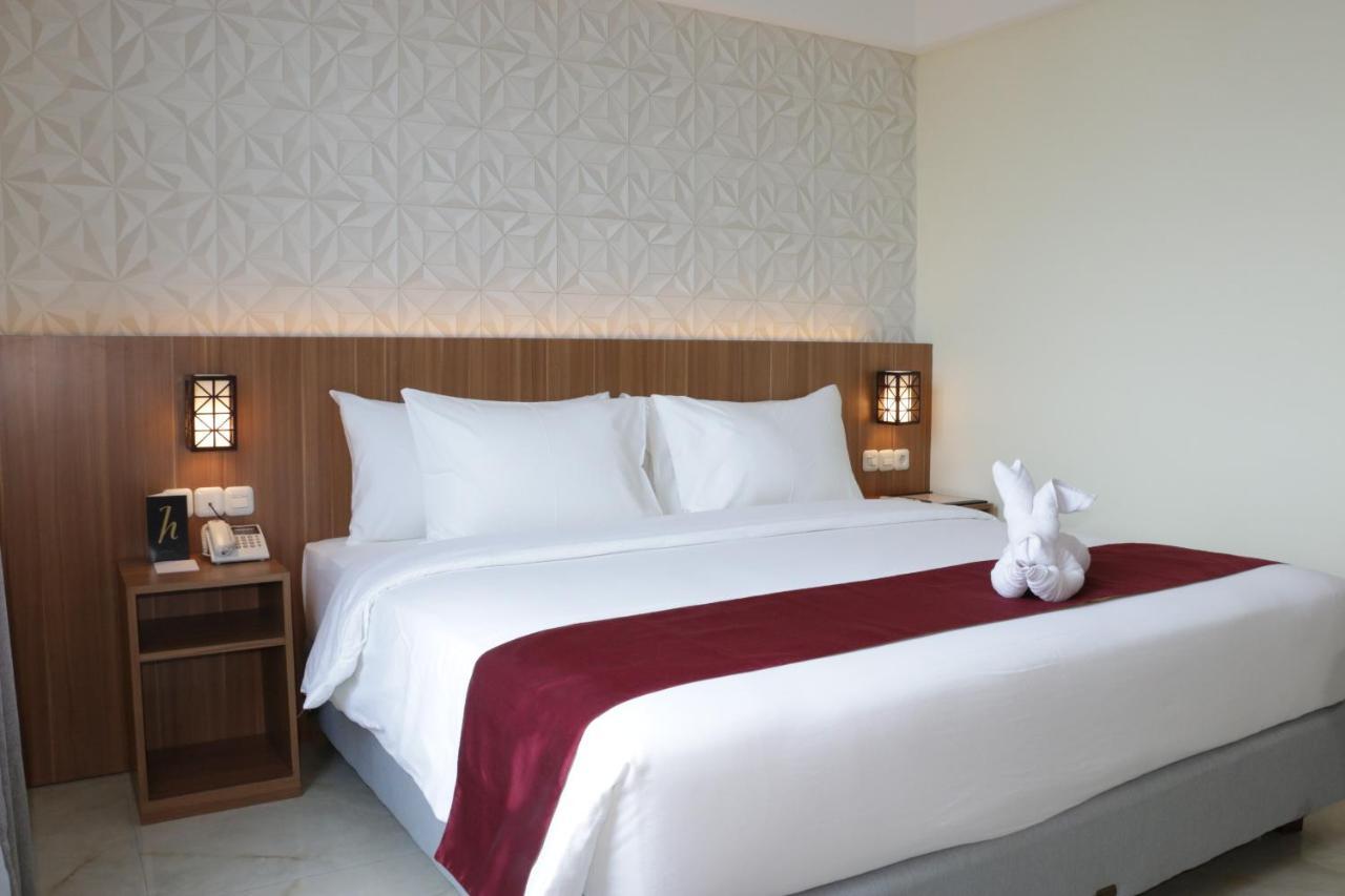 Hotel Horison Sentani Nefaar Esterno foto