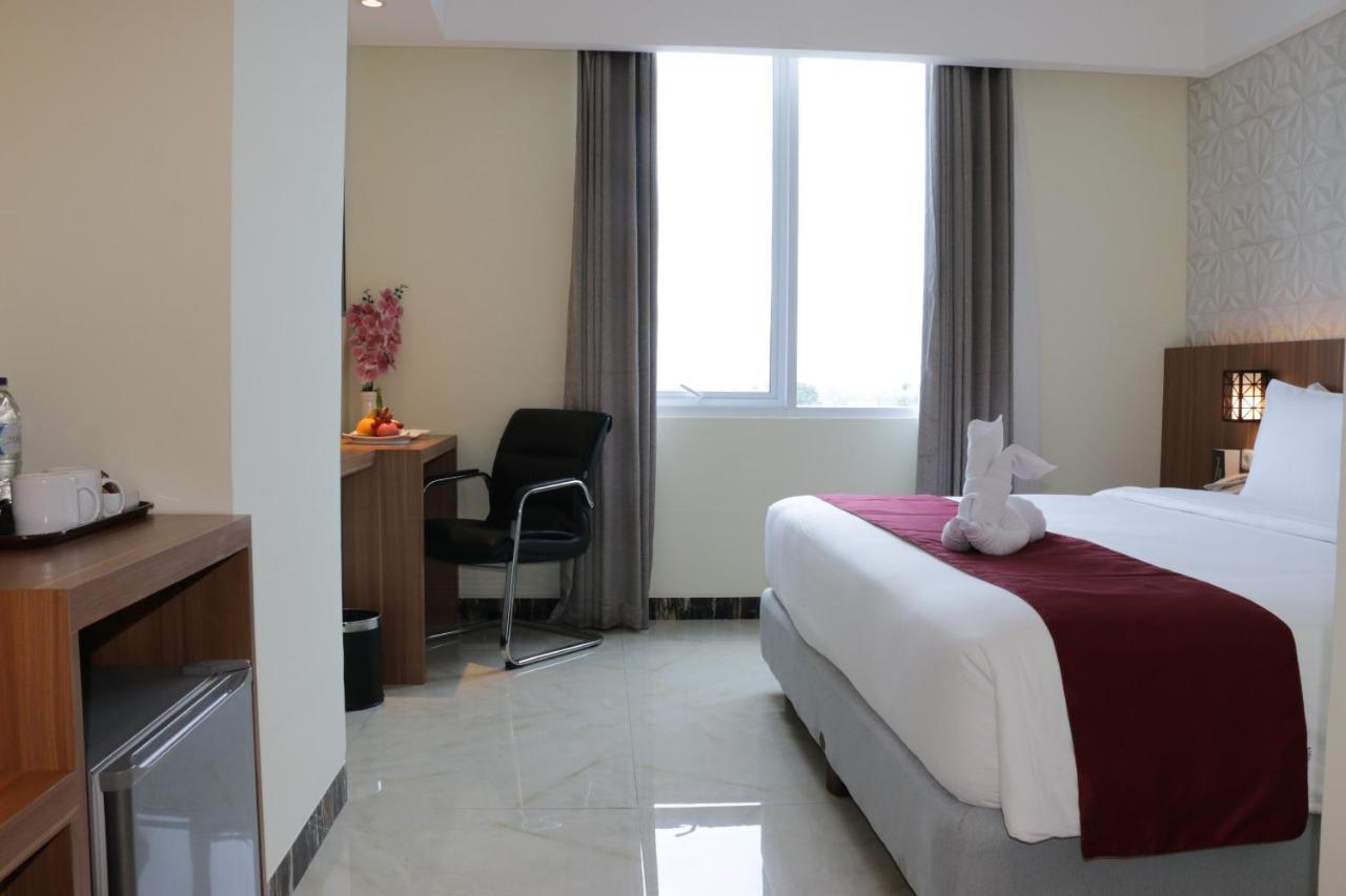 Hotel Horison Sentani Nefaar Esterno foto